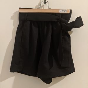 Aritzia Wilfred High Waisted Black Dress Shorts